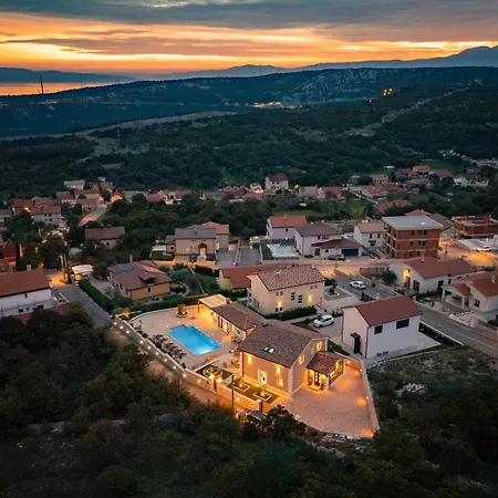 Apartmán Vilani & Pool - Happy *