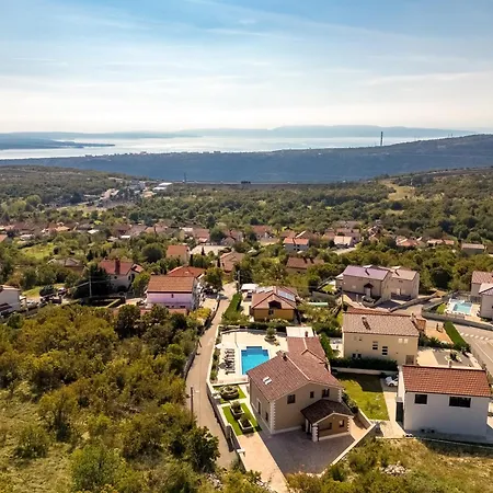 Apartmán Vilani & Pool - Happy Crikvenica