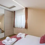 Vilani & Pool - Happy Apartamento