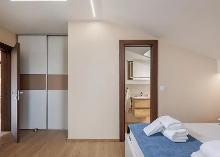 Apartament Vilani & Pool - Happy