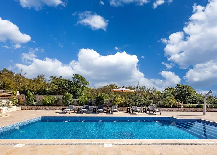 Vilani & Pool - Happy Crikvenica
