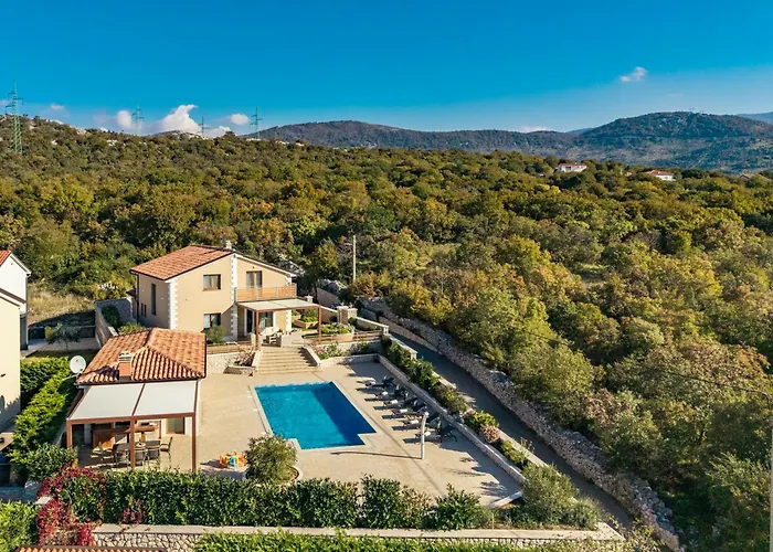 Vilani & Pool - Happy * Crikvenica